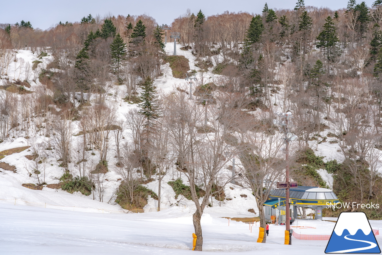 札幌国際スキー場｜2022年のゴールデンウイークが開幕。さすが、KOKUSAI。5月目前にして、ほぼ全面滑走可能です(*^^)v